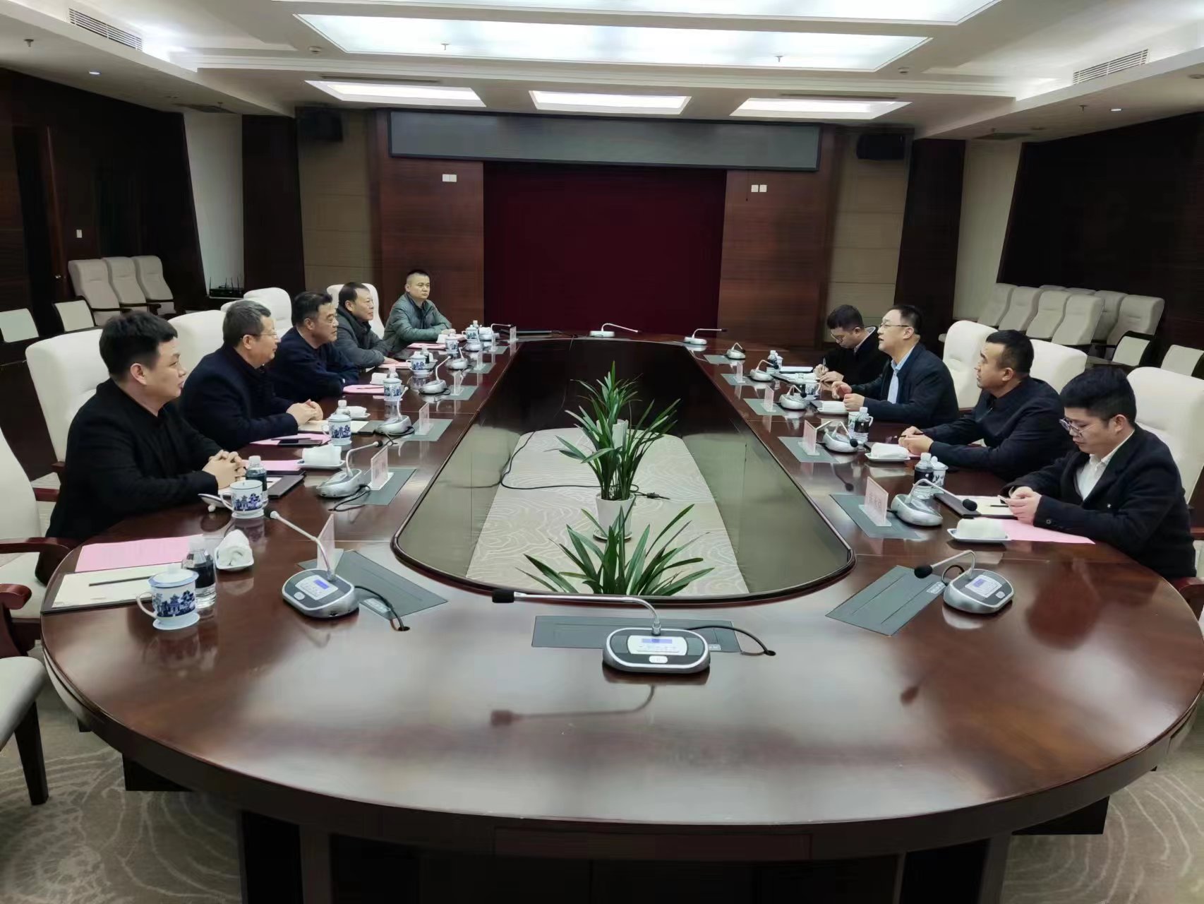 烏海市副市長王繼平一行到黑貓股份調研指導 (3).jpg 烏海市副市長王繼平一行到黑貓股份調研指導 (3).jpg